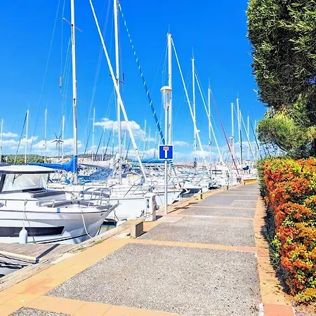 Cap Piscine/parking/terrasse - 200m De La Apartment *