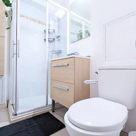 Cap Piscine/parking/terrasse - 200m De La